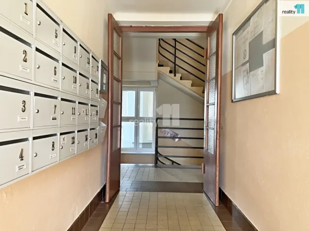 Prodej činžovního domu, Plzeň - Doubravka, Habrmannovo náměstí, 1343 m2