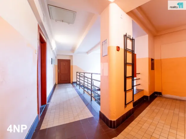 Prodej činžovního domu, Plzeň - Doubravka, Habrmannovo náměstí, 1343 m2