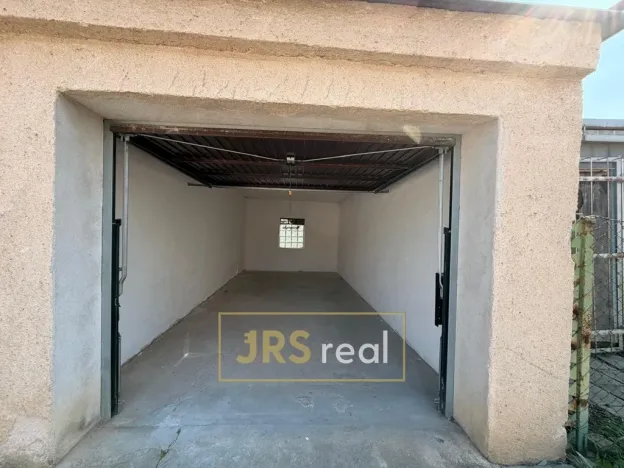 Prodej garáže, Hustopeče, 18 m2