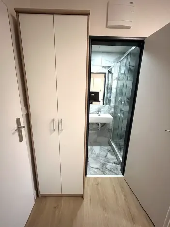 Pronájem bytu 1+kk, Praha - Záběhlice, Macešková, 16 m2