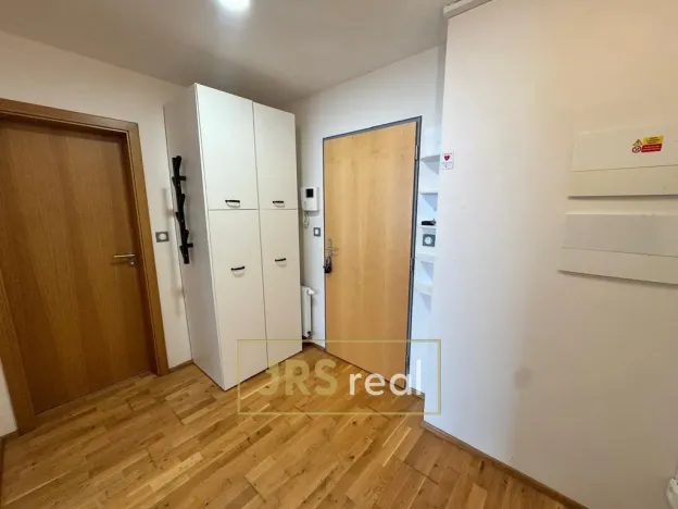 Pronájem bytu 1+kk, Brno, 33 m2