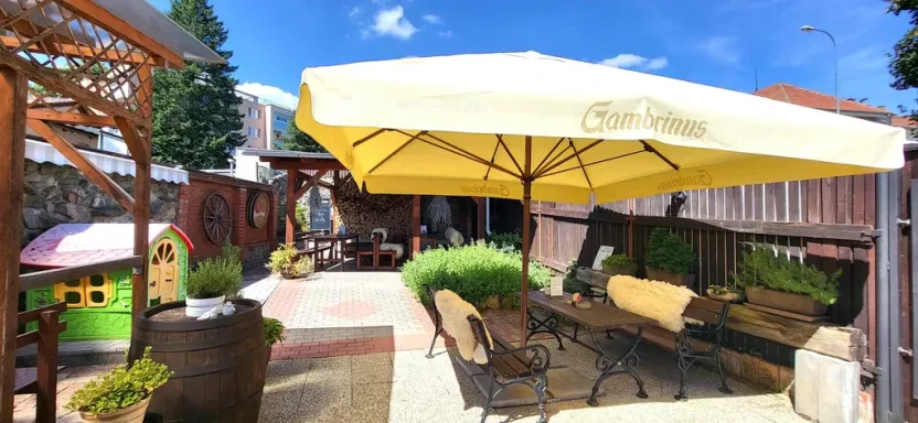 Pronájem obchodního prostoru, Ostopovice, Osvobození, 10 m2