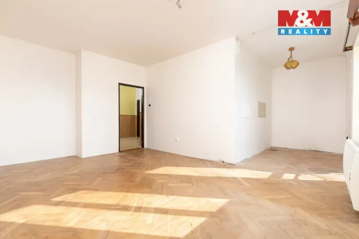 Prodej bytu 2+1, Krnov - Pod Bezručovým vrchem, Bezručova, 73 m2