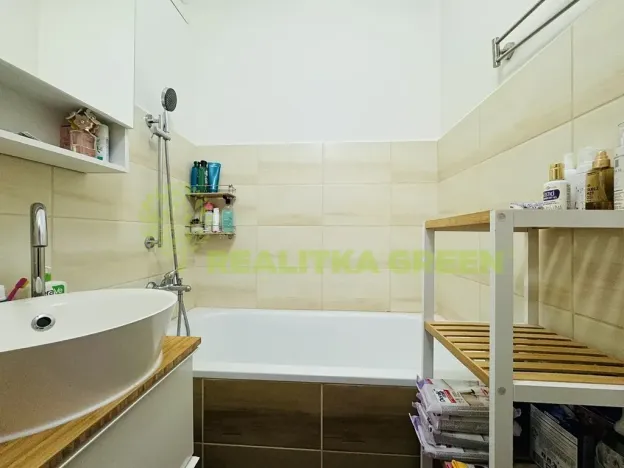 Pronájem bytu 1+1, Vsetín, Luh, 40 m2