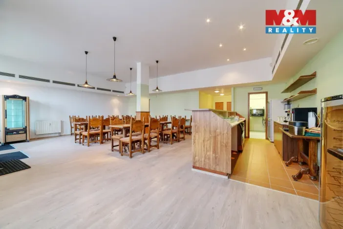 Prodej restaurace, Mariánské Lázně, Masarykova, 147 m2