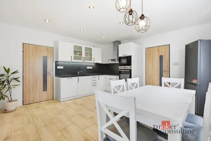 Prodej rodinného domu, Jindřichovice pod Smrkem, 149 m2