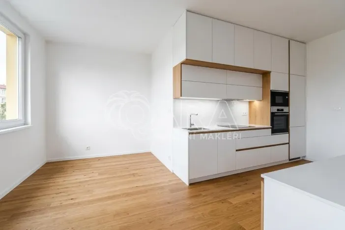 Prodej bytu 3+1, Tábor, 83 m2