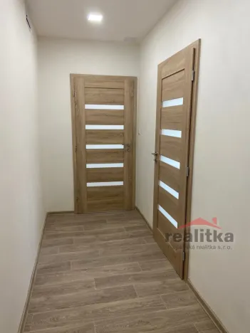 Pronájem bytu 2+kk, Opava - Předměstí, Těšínská, 35 m2
