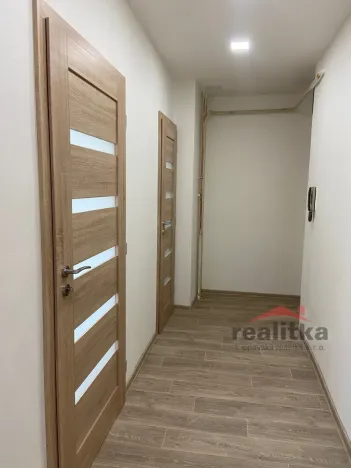 Pronájem bytu 2+kk, Opava - Předměstí, Těšínská, 35 m2