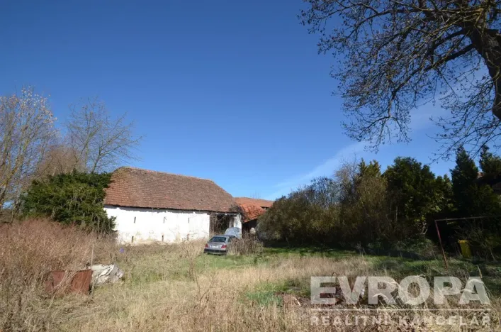 Prodej rodinného domu, Dolní Hbity - Jelence, 780 m2