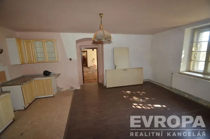 Prodej rodinného domu, Dolní Hbity - Jelence, 780 m2