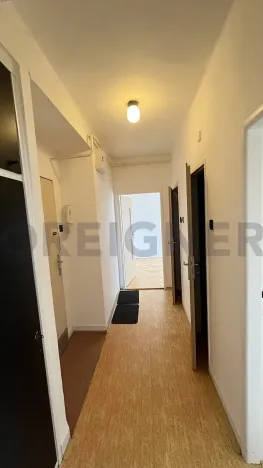 Pronájem bytu 2+1, Pardubice, Benešovo náměstí, 20 m2