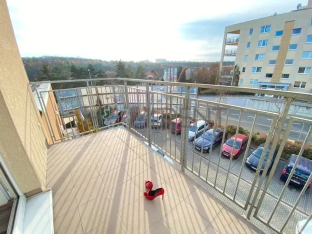 Pronájem bytu 1+kk, Praha - Hostivař, Bratislavská, 35 m2