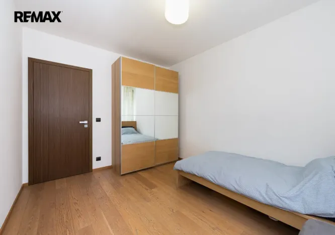 Pronájem bytu 3+kk, Praha - Libeň, Voctářova, 82 m2