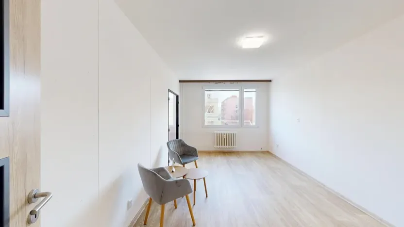 Prodej bytu 3+1, Králův Dvůr, Nad Stadionem, 76 m2