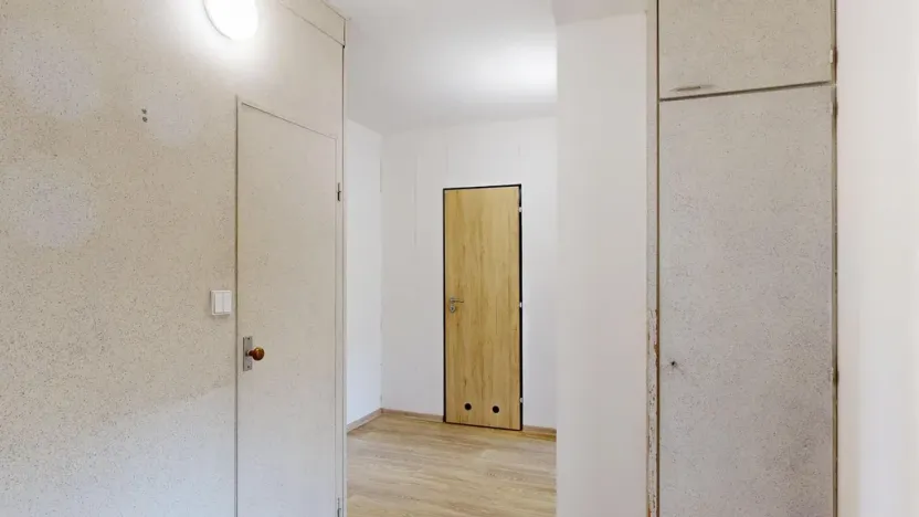 Prodej bytu 3+1, Králův Dvůr, Nad Stadionem, 76 m2