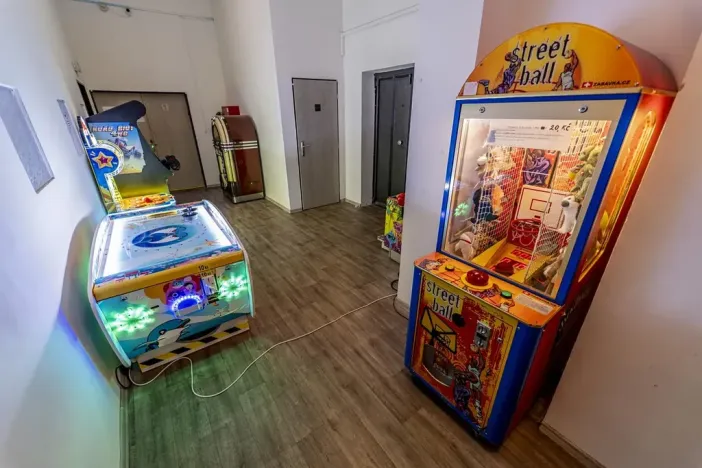 Prodej komerční nemovitosti, Mladá Boleslav, U stadionu, 986 m2