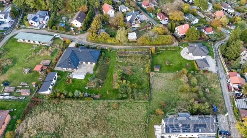 Prodej pozemku pro bydlení, Kamenice, 1421 m2