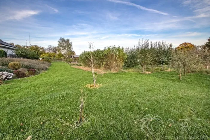 Prodej pozemku pro bydlení, Kamenice, 1421 m2