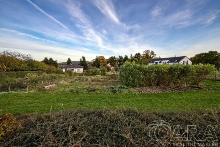 Prodej pozemku pro bydlení, Kamenice, 1421 m2
