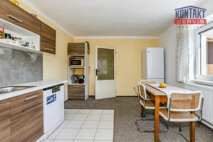 Prodej rodinného domu, Zavlekov - Mladice, 262 m2