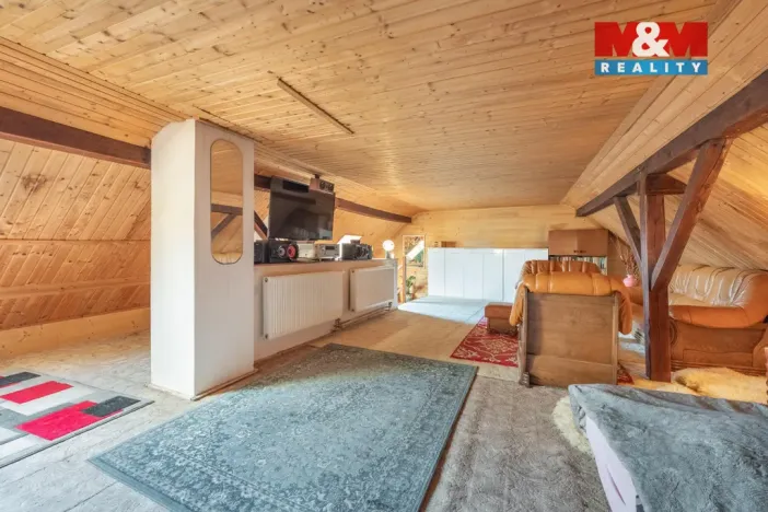 Prodej rodinného domu, Líský, 240 m2