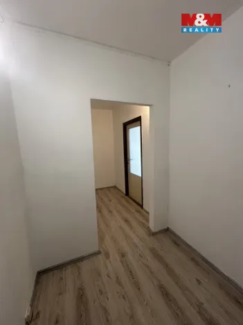 Pronájem bytu 1+kk, Ústí nad Labem - Krásné Březno, Žežická, 35 m2