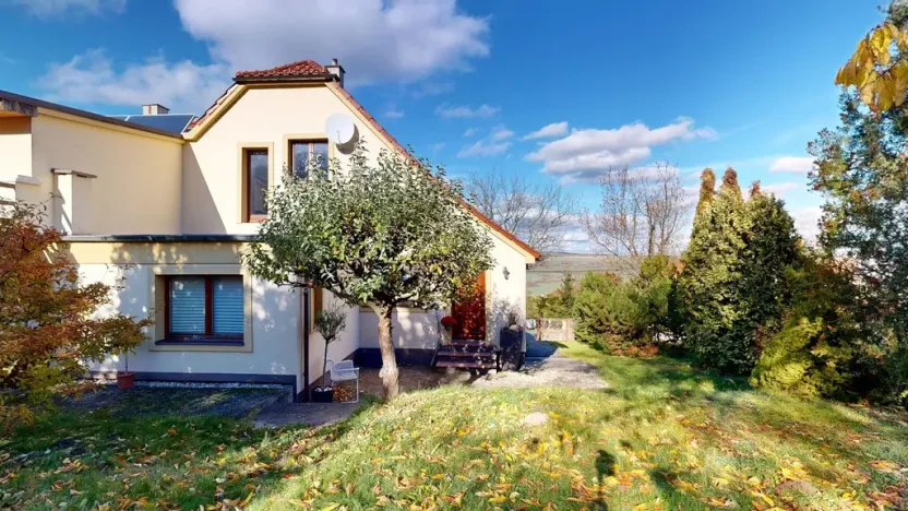 Prodej rodinného domu, Beroun - Beroun-Zdejcina, Hudlická, 194 m2