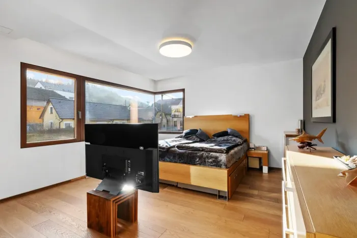 Prodej vícegeneračního domu, Tmaň, Prof. Krbce, 294 m2