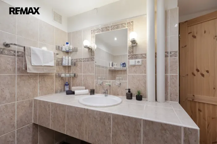 Prodej bytu 3+1, Meziboří, J. A. Komenského, 67 m2