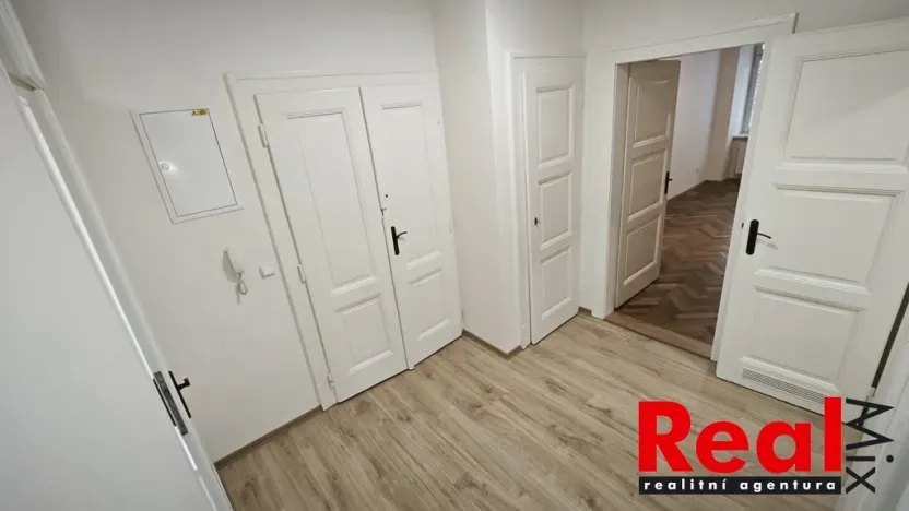 Pronájem bytu 3+1, Brno - Veveří, Grohova, 69 m2