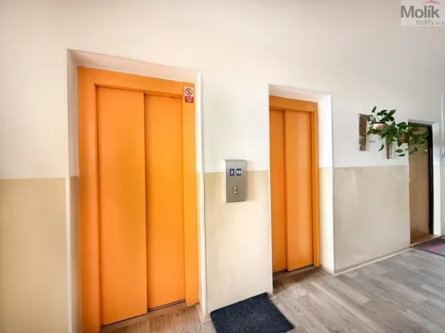 Pronájem bytu 2+1, Osek, Hrdlovská, 52 m2