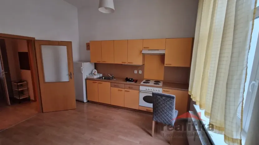 Pronájem bytu 1+kk, Opava - Předměstí, Olomoucká, 37 m2