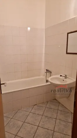 Pronájem bytu 1+kk, Opava - Předměstí, Olomoucká, 37 m2