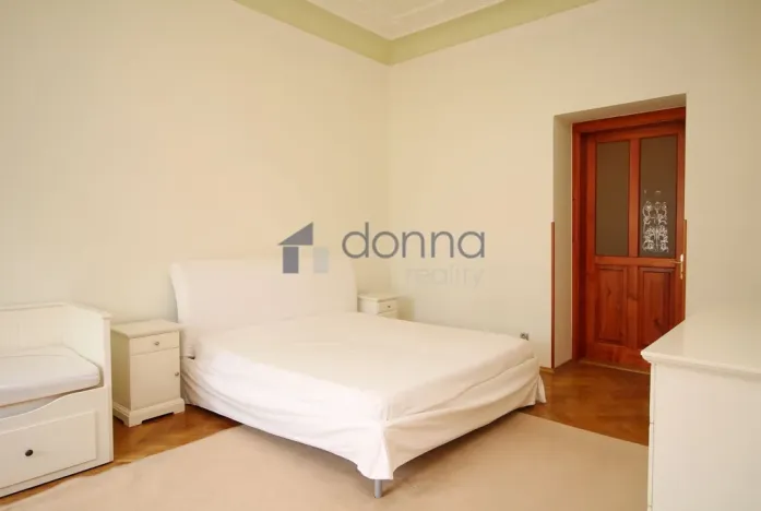 Pronájem bytu 2+1, Praha, Dušní, 80 m2