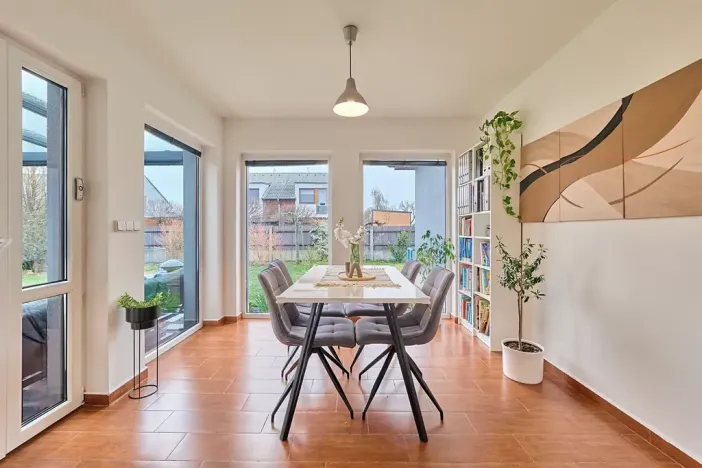 Prodej rodinného domu, Svémyslice, Sluncová, 155 m2