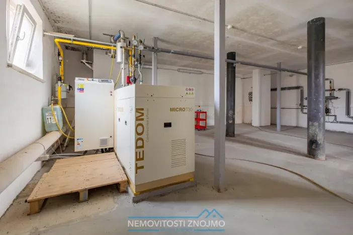 Prodej skladu, Lesná, 797 m2