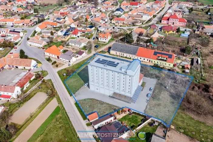 Prodej obchodního prostoru, Želetice, 3355 m2