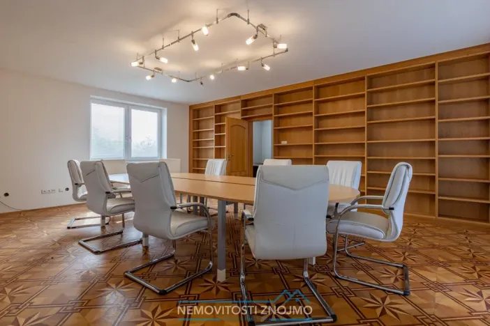 Prodej obchodního prostoru, Želetice, 3355 m2