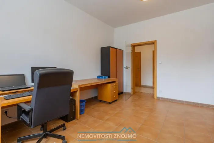 Prodej obchodního prostoru, Želetice, 3355 m2