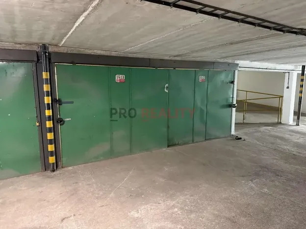 Pronájem garáže, Ostrava, Pavlovova, 30 m2