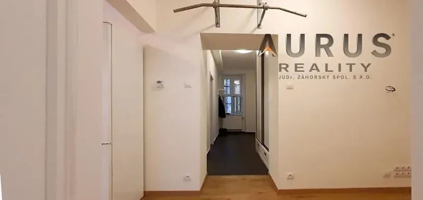 Pronájem bytu 3+kk, Praha - Nusle, Mojmírova, 74 m2