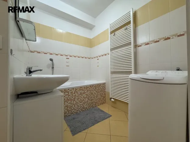 Prodej bytu 2+kk, Olomouc - Nové Sady, Družební, 50 m2