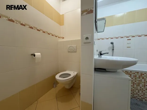 Prodej bytu 2+kk, Olomouc - Nové Sady, Družební, 50 m2