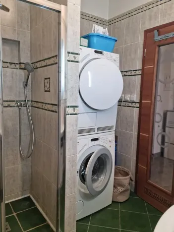 Pronájem bytu 3+kk, Hradec Králové - Nový Hradec Králové, Rybova, 68 m2