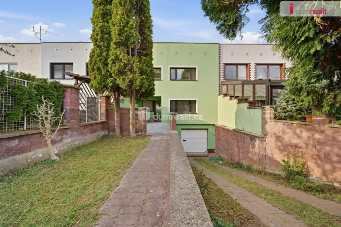 Prodej rodinného domu, Břeclav - Poštorná, Čs. armády, 280 m2