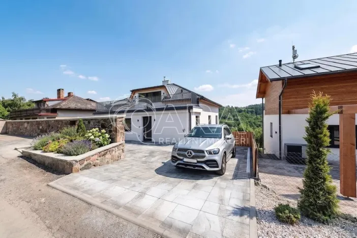 Prodej rodinného domu, Chocerady, 189 m2