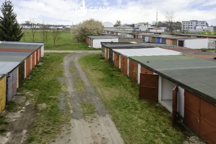 Prodej garáže, Pardubice - Svítkov, 18 m2