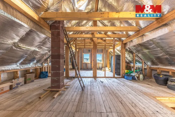 Prodej rodinného domu, Lučany nad Nisou, 270 m2