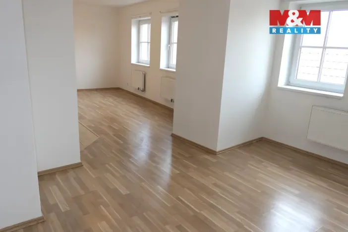 Pronájem bytu 1+kk, Beroun - Beroun-Centrum, Palackého, 38 m2